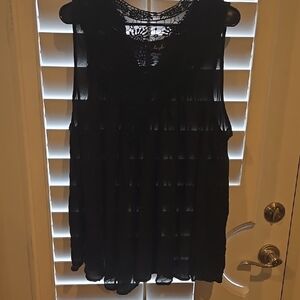 Black Sleeveless Lace Top